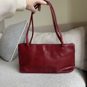 HOBO International VTG Y2K Shoulder Bag Deep Red Leather